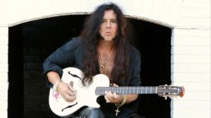 Yngwie Malmsteen : son nouvel album Hell Or High Water sortira en novembre