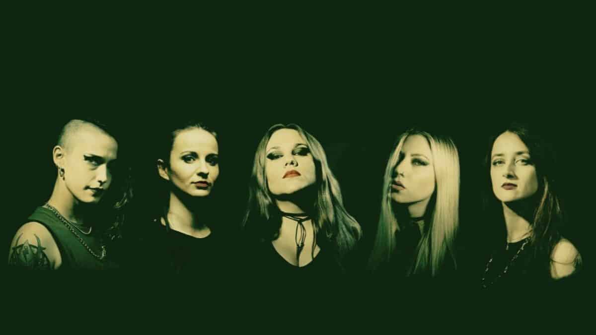 Nervosa frappe à nouveau avec Ghost Notes, deuxième extrait musclé de l’album Slave Machine