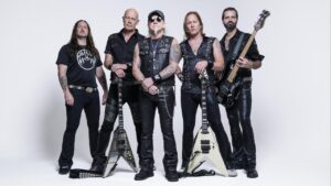 “Ça fait un super groupe plutôt sympa, non ?” : Accept réunit Phil Anselmo, Kirk Hammett, Mikkey Dee et Billy Sheehan pour revisiter un classique du metal