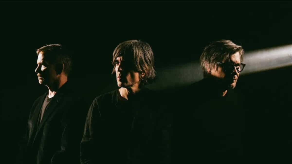 Failure annonce son nouvel album Location Lost : “C’est très différent” et dévoile le single The Air’s On Fire
