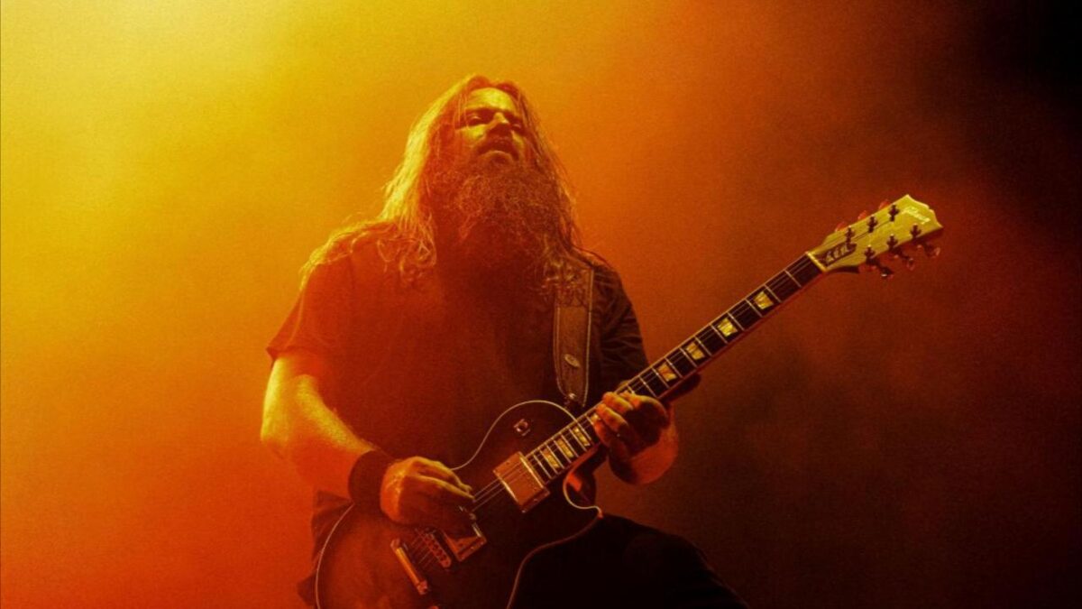« On dirait que tout est en feu » : Mark Morton révèle son album préféré de Lamb Of God