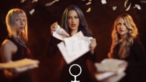 “Cet album ressemble à mes mémoires” : Alissa White-Gluz dévoile un Blue Medusa très personnel avec Flying Monkey