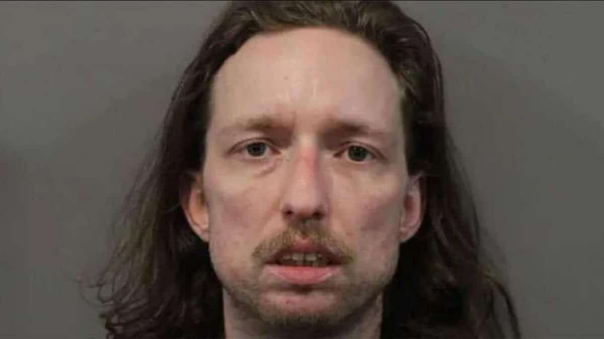 Brady Ebert (ex-Turnstile) risque la prison à vie après requalification en tentative de meurtre au premier degré