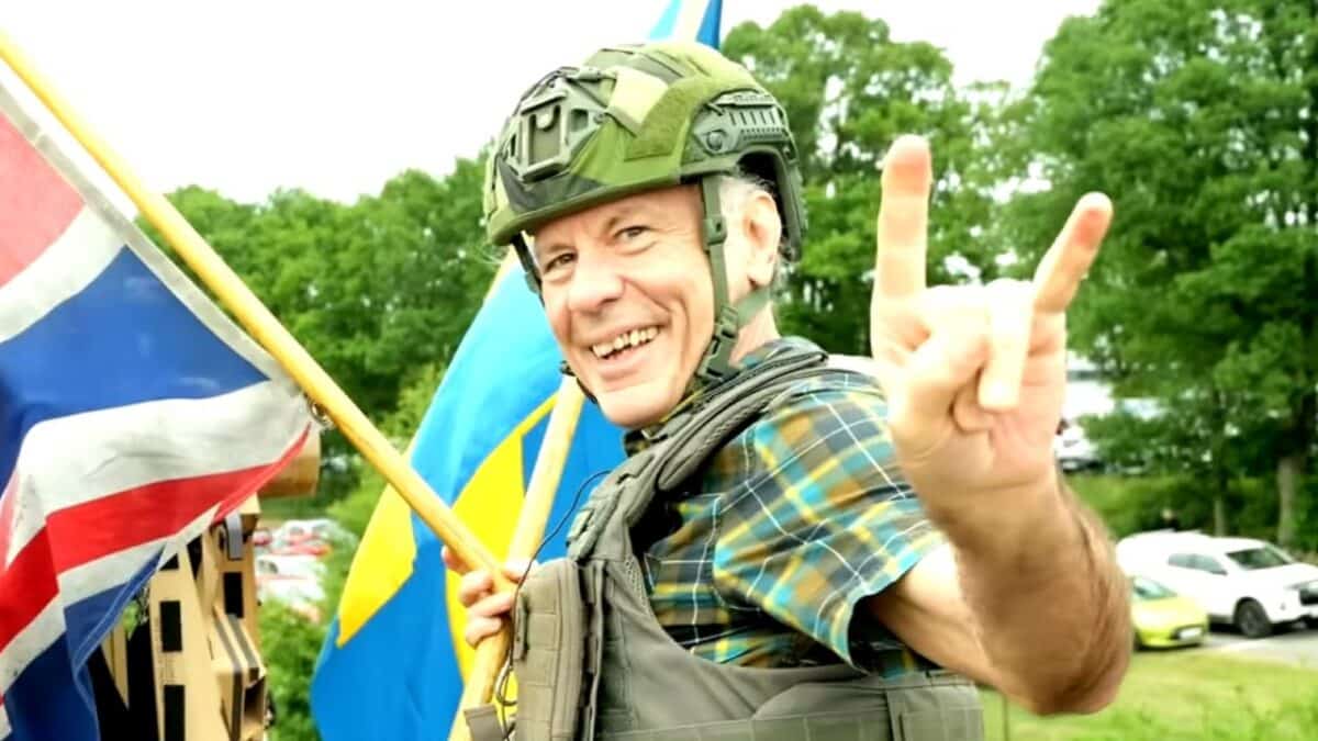 “On pourrait carrément y aller en char ?” : Bruce Dickinson raconte son arrivée improbable au Sweden Rock