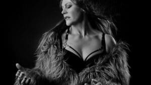 Floor Jansen (Nightwish) dévoile Run, son nouveau single solo
