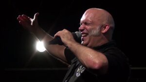 Iron Maiden : « Tout s&rsquo;est très bien passé… à part ce moment où j&rsquo;ai perdu mon calme ! » Blaze Bayley revient sur le concert où le groupe a été pris pour cible