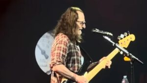 Rush : Geddy Lee retrouve la scène après sa maladie