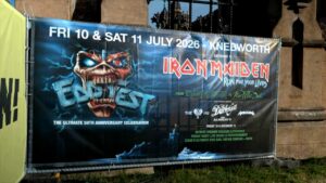 « Ce n’est vraiment pas cool… » : Iron Maiden révèle un vol à Eddfest et dévoile les coulisses de son festival des 50 ans