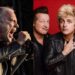 Bruce Dickinson (Iron Maiden) rejoint Billie Joe Armstrong (Green Day) pour reprendre un classique de David Bowie