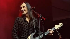 Nuno Bettencourt (Extreme) révèle son premier héros de la guitare : « C’est lui qui a fait de moi le guitariste que je suis aujourd’hui »