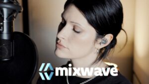« J’ai toujours rêvé d’avoir un seul plugin qui réunisse tout ce dont j’ai besoin » : Courtney LaPlante (Spiritbox) lance son propre plugin vocal